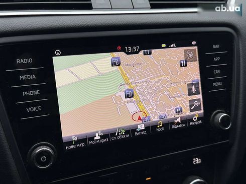 Skoda Octavia 2019 - фото 26