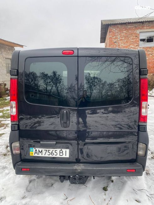 Opel Vivaro 2007 черный - фото 6