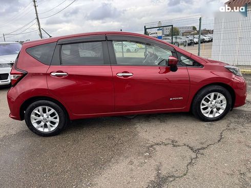 Nissan Note 2018 - фото 5