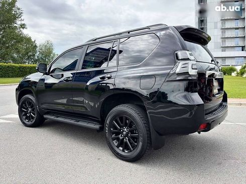 Toyota Land Cruiser Prado 2021 - фото 9