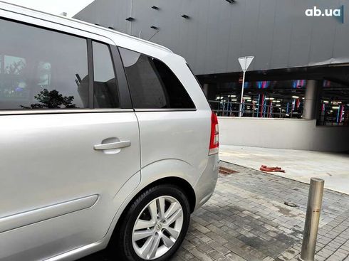 Opel Zafira 2009 - фото 7