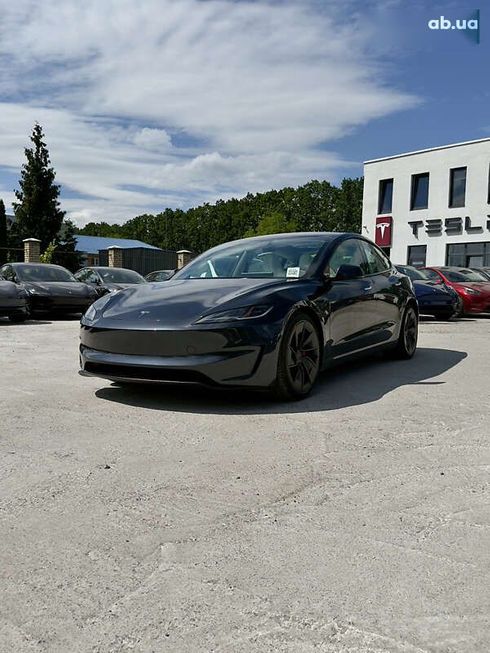 Tesla Model 3 2024 - фото 2
