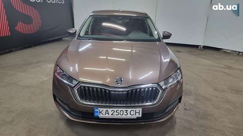 Skoda Octavia 2021 - фото 2