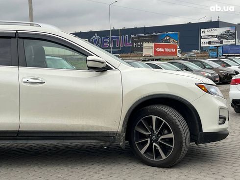 Nissan Rogue 2018 белый - фото 11