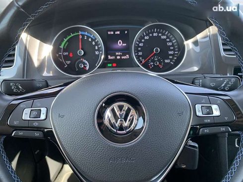 Volkswagen e-Golf 2019 - фото 20