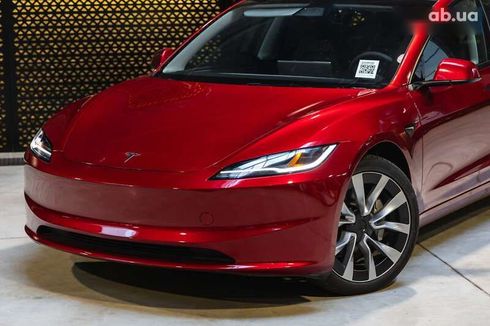 Tesla Model 3 2024 - фото 2