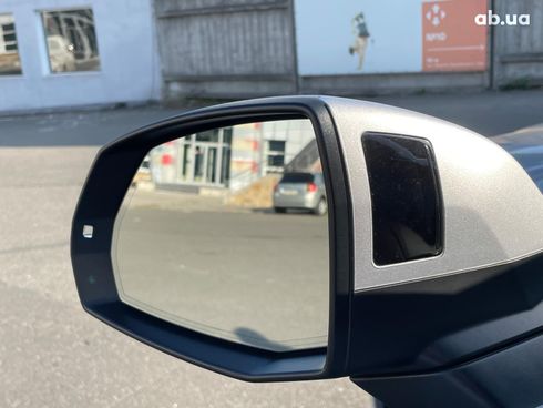 Audi Q7 2018 серый - фото 31