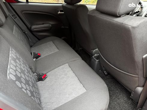 Suzuki Splash 2009 красный - фото 36