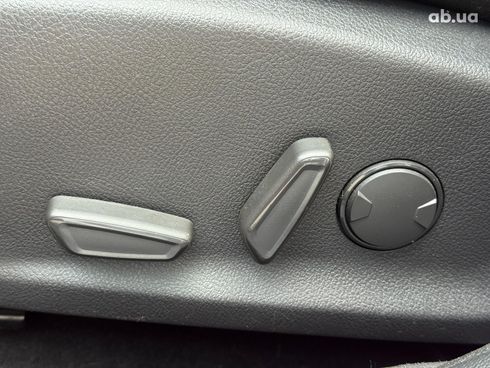 Ford Focus 2016 красный - фото 23