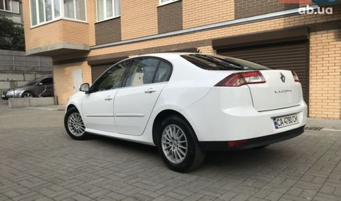 Renault Laguna 2012 белый - фото 12