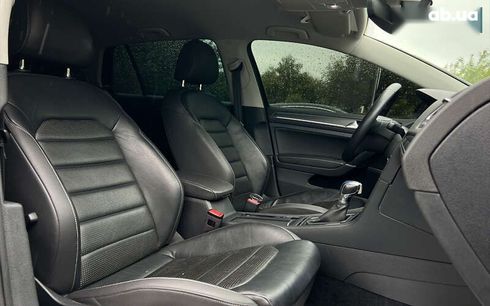 Volkswagen e-Golf 2017 - фото 12