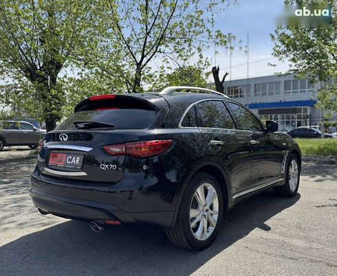 Infiniti QX70 2015 - фото 21