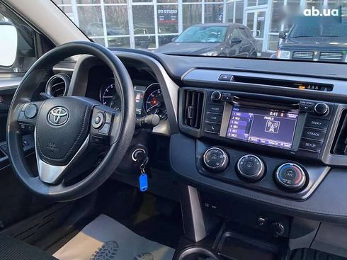 Toyota RAV4 2017 - фото 14