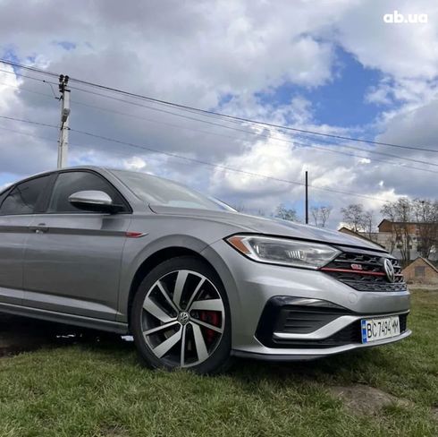 Volkswagen Jetta 2019 серый - фото 9