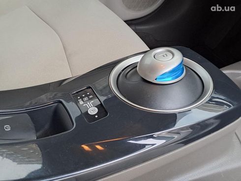 Nissan Leaf 2012 серый - фото 16