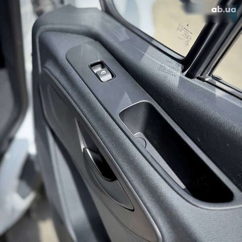 Mercedes-Benz Sprinter 2020 - фото 25