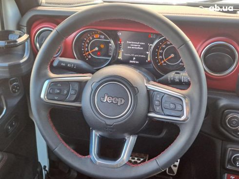 Jeep Wrangler 2023 белый - фото 6