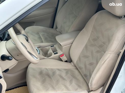 Nissan Rogue 2014 белый - фото 17
