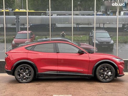 Ford Mustang Mach-E 2021 - фото 3
