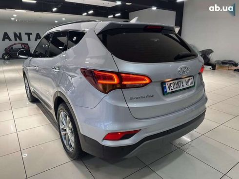 Hyundai Santa Fe 2017 - фото 6