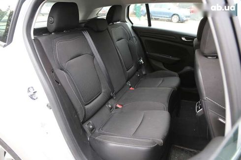 Renault Megane 2017 - фото 11