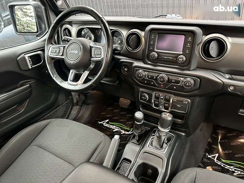 Jeep Gladiator 2019 - фото 17