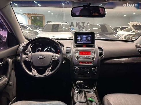 Kia Sorento 2012 - фото 17