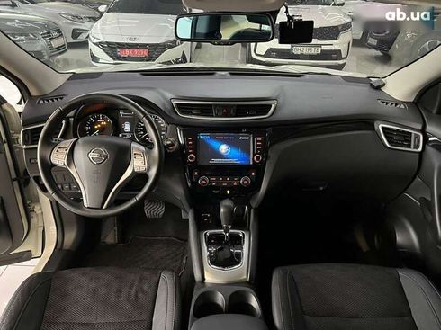 Nissan Qashqai 2015 - фото 18