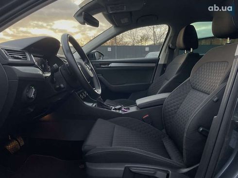 Skoda Superb 2022 - фото 20