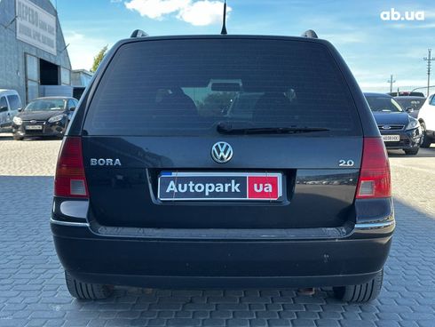 Volkswagen Bora 2001 черный - фото 6