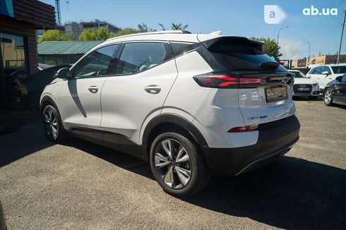 Chevrolet Bolt 2021 - фото 16