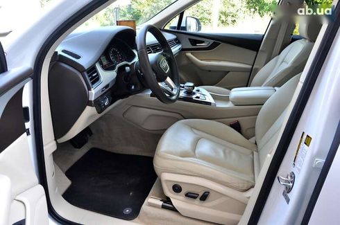 Audi Q7 2017 - фото 17