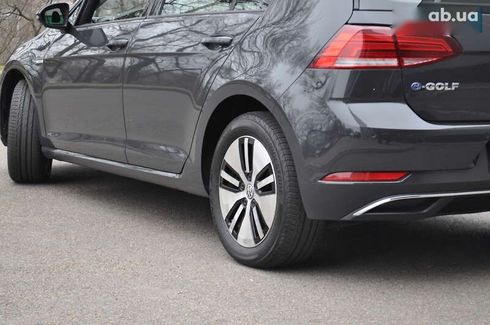 Volkswagen e-Golf 2020 - фото 8