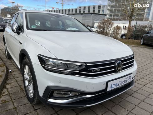 Volkswagen Passat 2023 - фото 6