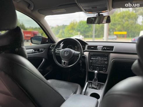 Volkswagen passat b7 2014 красный - фото 43