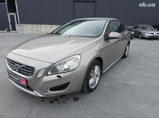 Продаж вживаних Volvo S60 2013 року - купити на Автобазарі