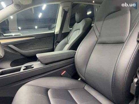 Tesla Model Y 2023 - фото 10