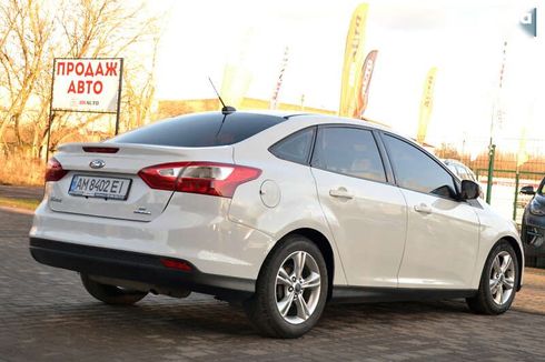 Ford Focus 2014 - фото 10