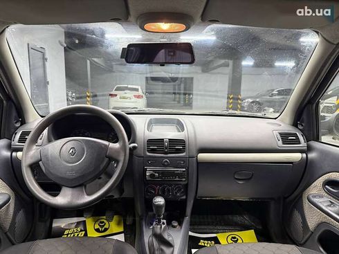 Renault Clio 2006 - фото 9
