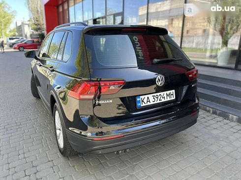 Volkswagen Tiguan 2018 - фото 12