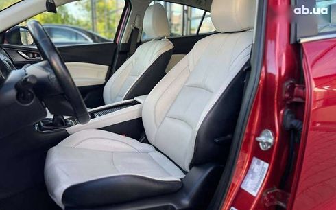 Mazda 3 2017 - фото 12