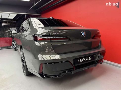 BMW 7 серия 2023 - фото 24