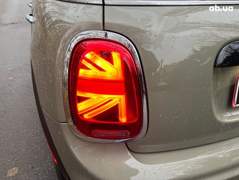 MINI Hatch 2019 бежевый - фото 31
