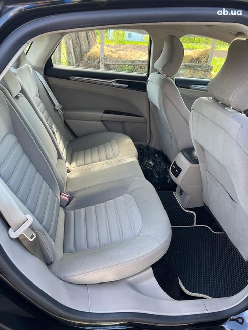 Ford Fusion 2017 черный - фото 18
