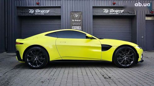 Aston Martin Vantage 2018 - фото 3