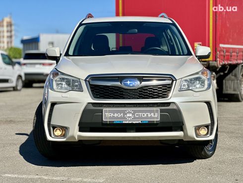 Subaru Forester 2014 белый - фото 2