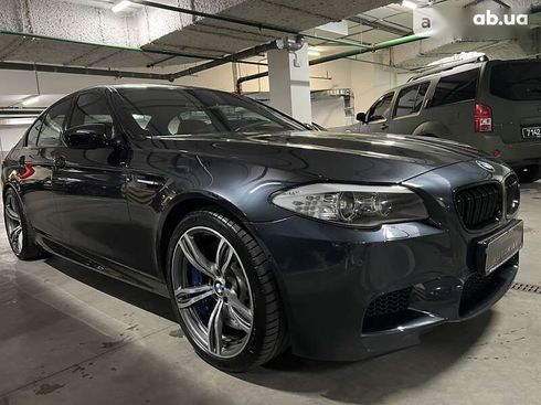 BMW M5 2012 - фото 2