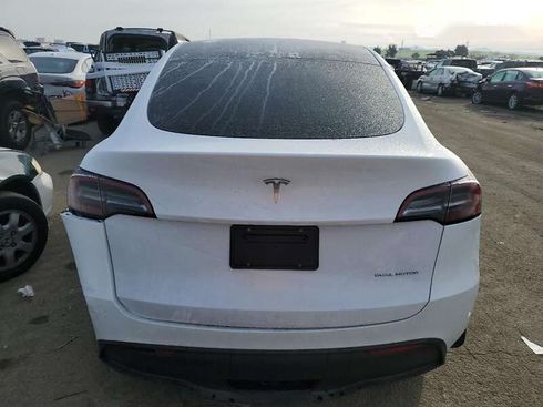 Tesla Model Y 2023 - фото 5