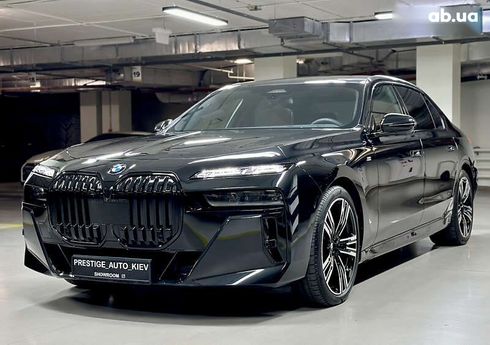 BMW 7 серия 2023 - фото 11