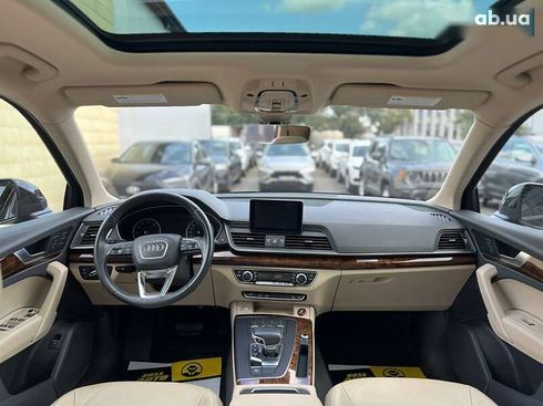 Audi Q5 2017 - фото 18